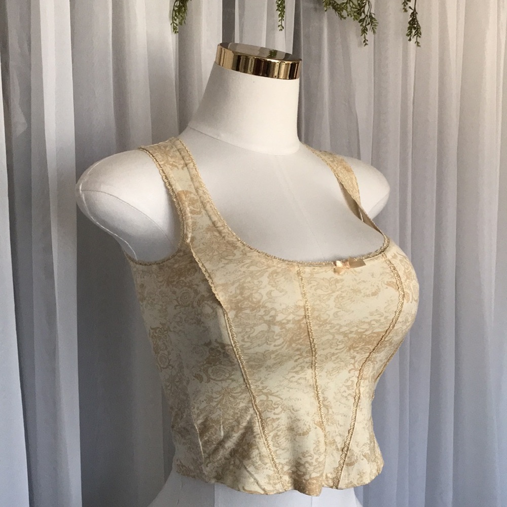 Crop Top - Picture 3 of 5